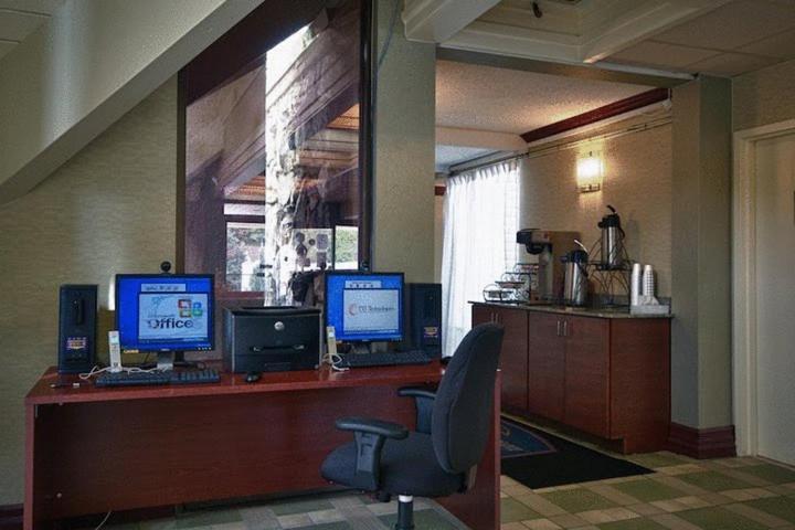 Howard Johnson By Wyndham Clifton Nj Zewnętrze zdjęcie