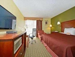 Howard Johnson By Wyndham Clifton Nj Pokój zdjęcie